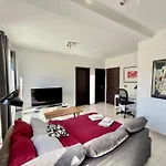 דירה Modern Penthouse *