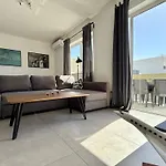 דירה Modern Penthouse Pietà