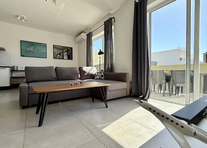 Апартаменты Modern Penthouse Pieta